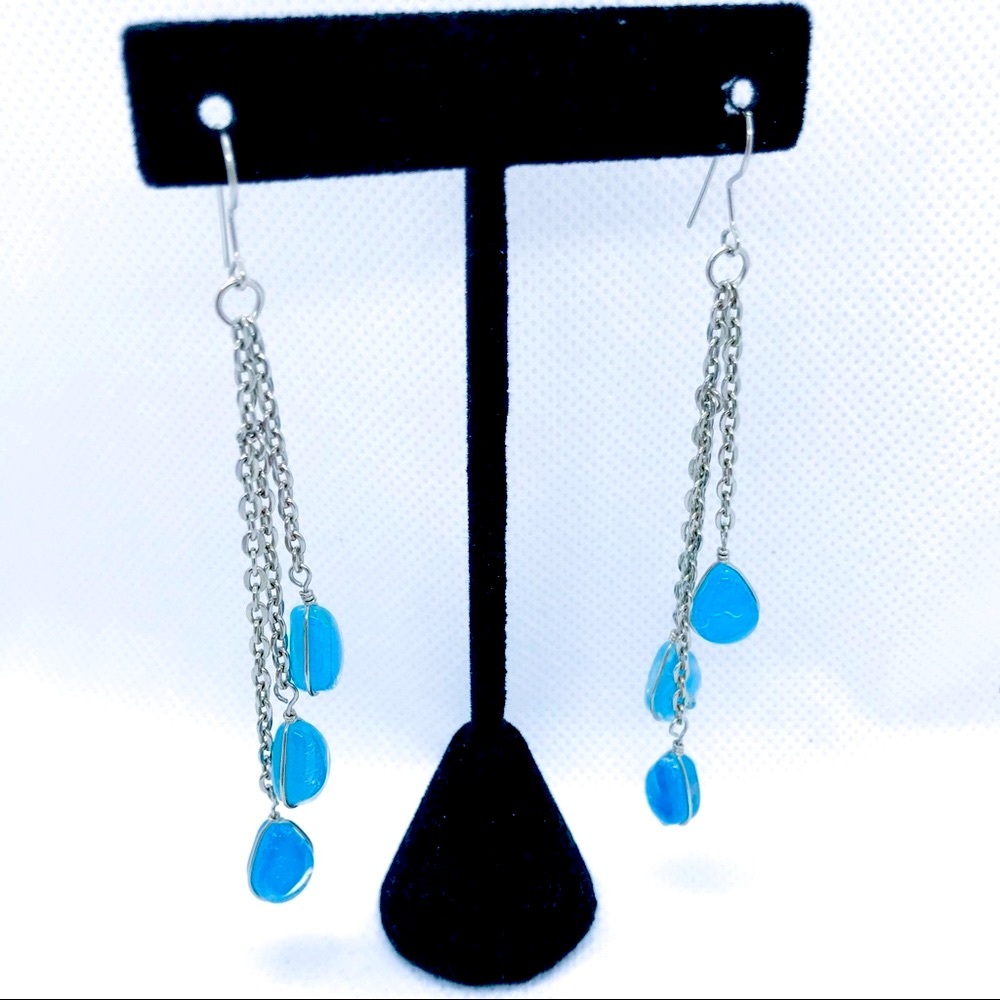 🌼Aqua blue drop earrings